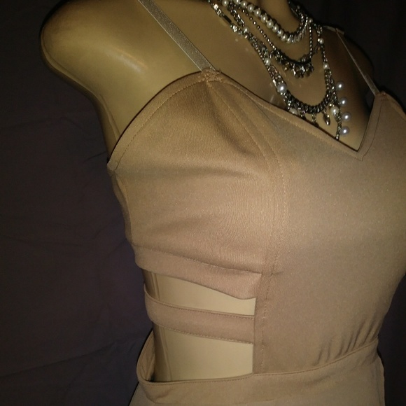 Cut out maxi dress sheer - Picture 3 of 7